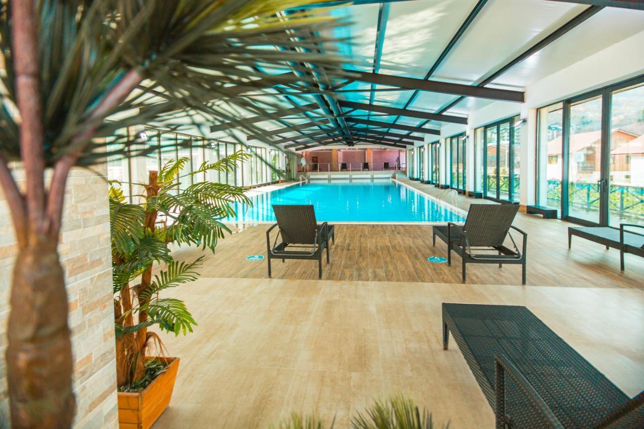 Snow Pine Suite - 4 Star Resort Bakuriani Kültér fotó